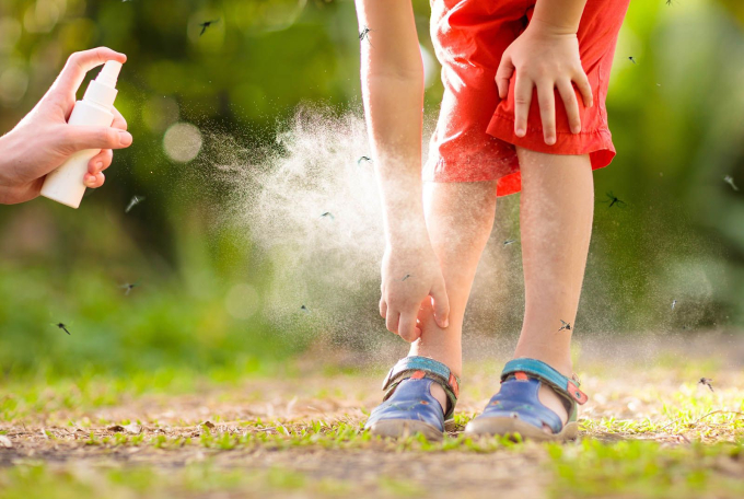 Spray